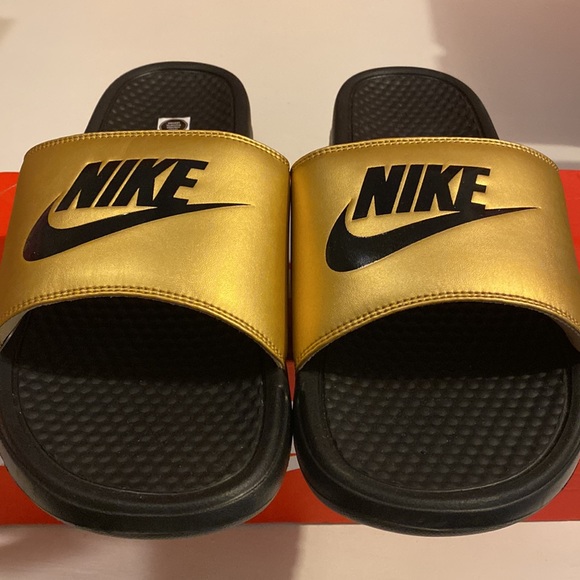 WMNS BENASSI JDI - Picture 3 of 5